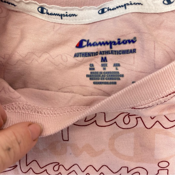 Champion Retro Athletic pastel Pink Logo Crop Tee Shirt Size Medium - Picture 12 of 17